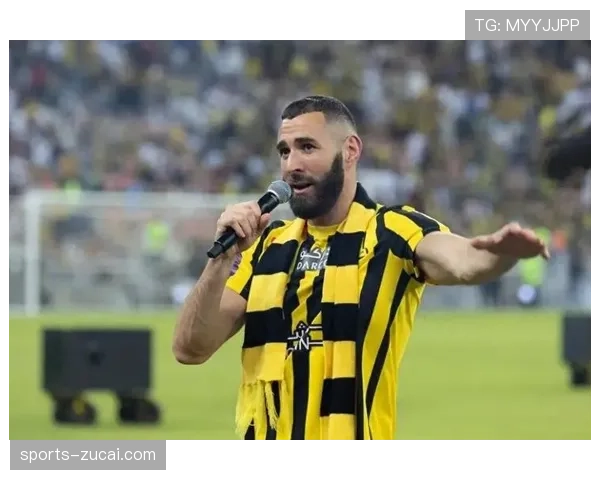 本泽马沙特联29场造30球，吉达联合队长获评赛季最佳球员